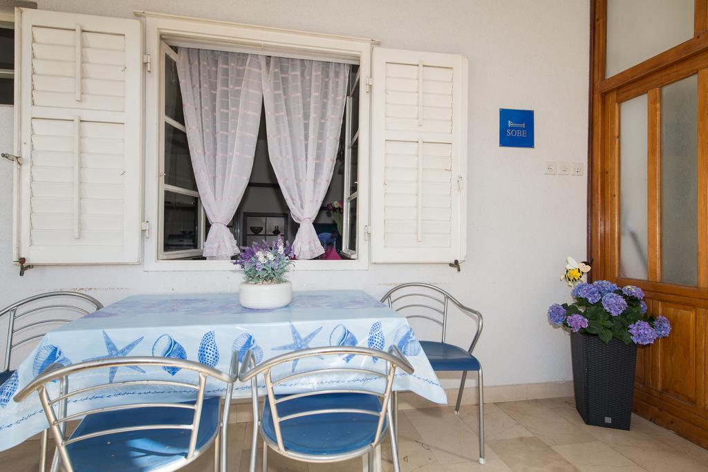 Apartment Marieta *